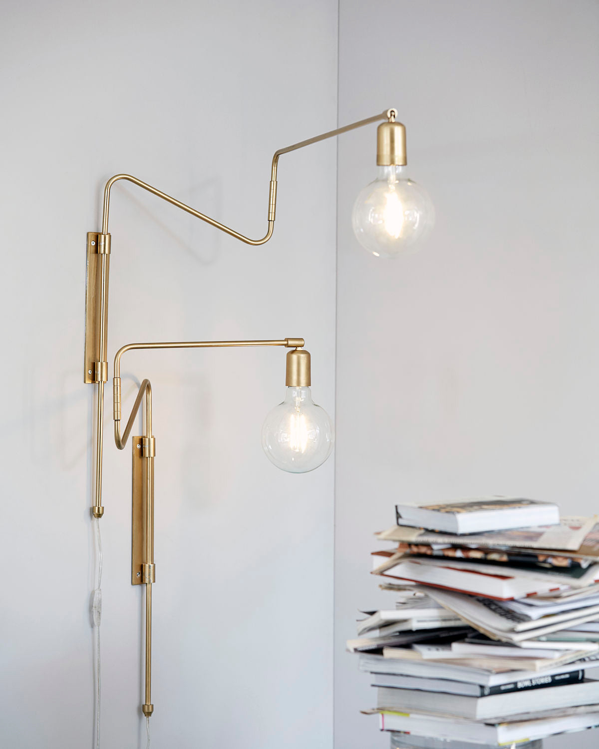 Articulated Swing-Arm Wall Light / Set of 2 / Brass / US Plug