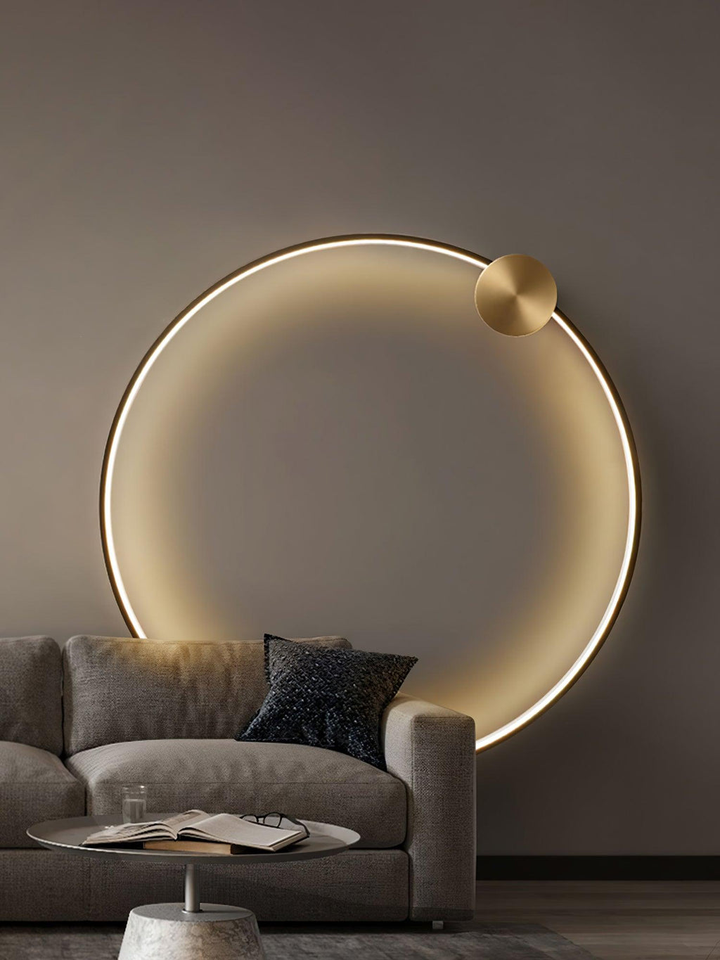 Circular Brass Integrated LED Wall Light / ∅ 23.6″ x H 24.8″ / Dia 60cm x H 63cm / Black & Brass / Three-Color Changing Light
