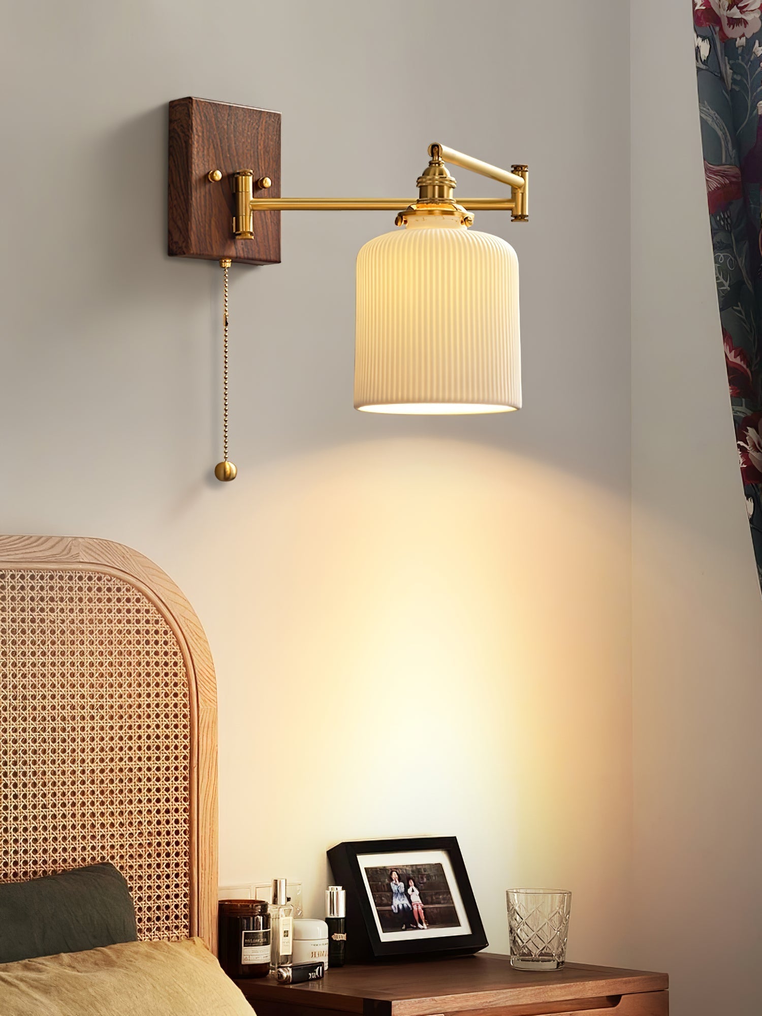 Geometric Ceramic Pull-Chain Wall Light / Model B ∅ 5.1″ x H 9.4″ / Dia 13cm x H 24cm / Walnut & Gold / 2 Pieces