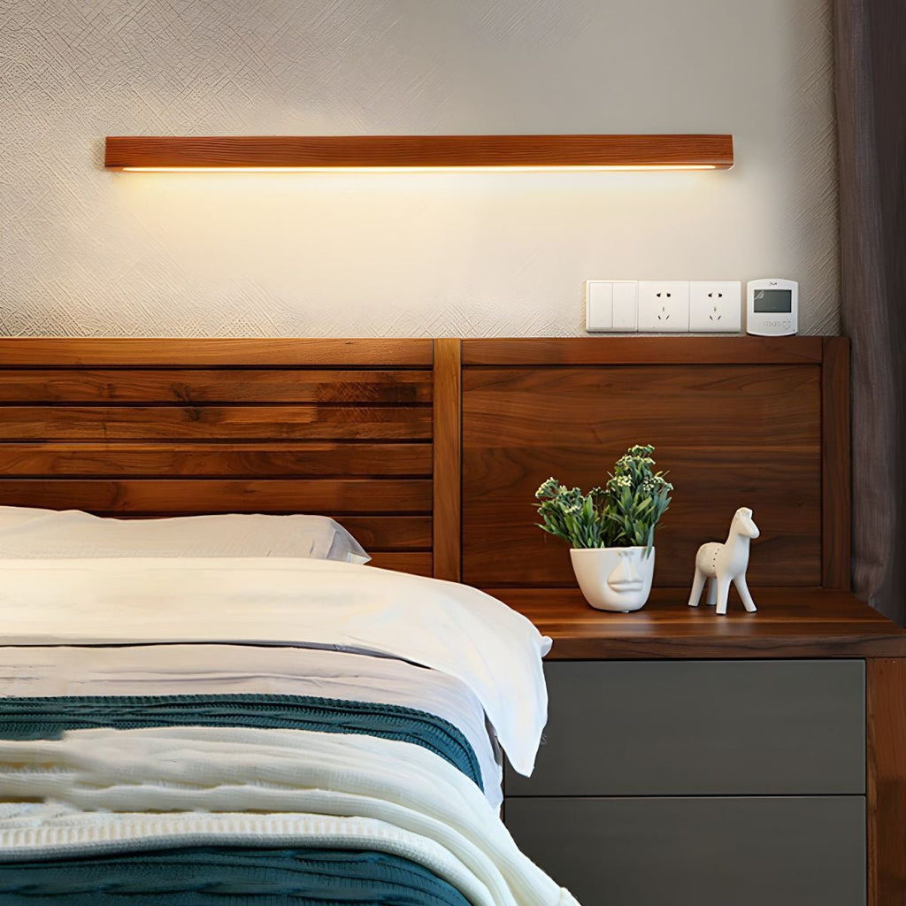 Linear Wood Integrated LED Wall Light