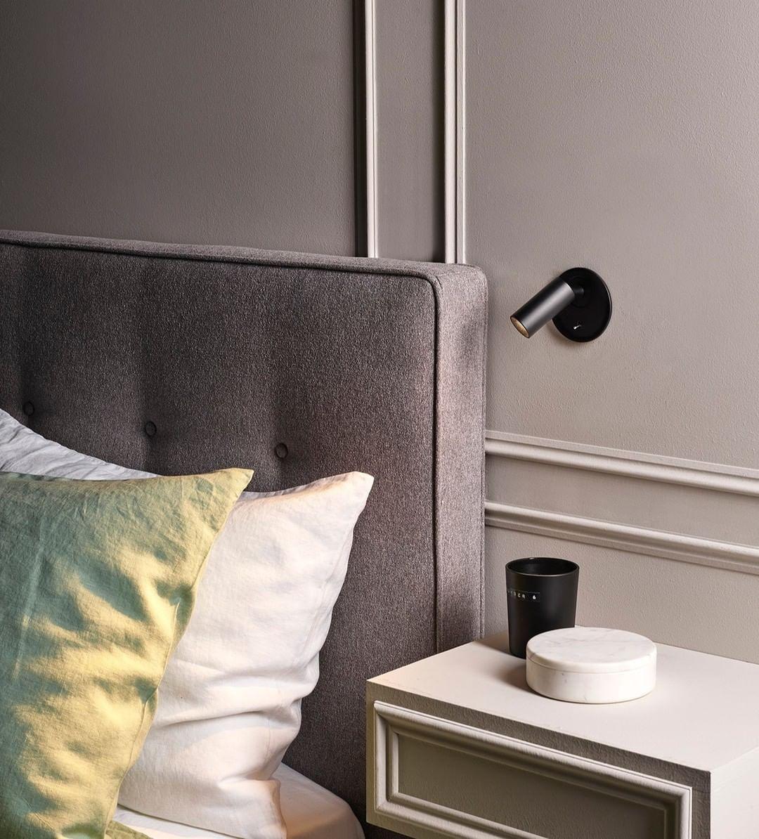 Pivoting LED Bedside Reading Light