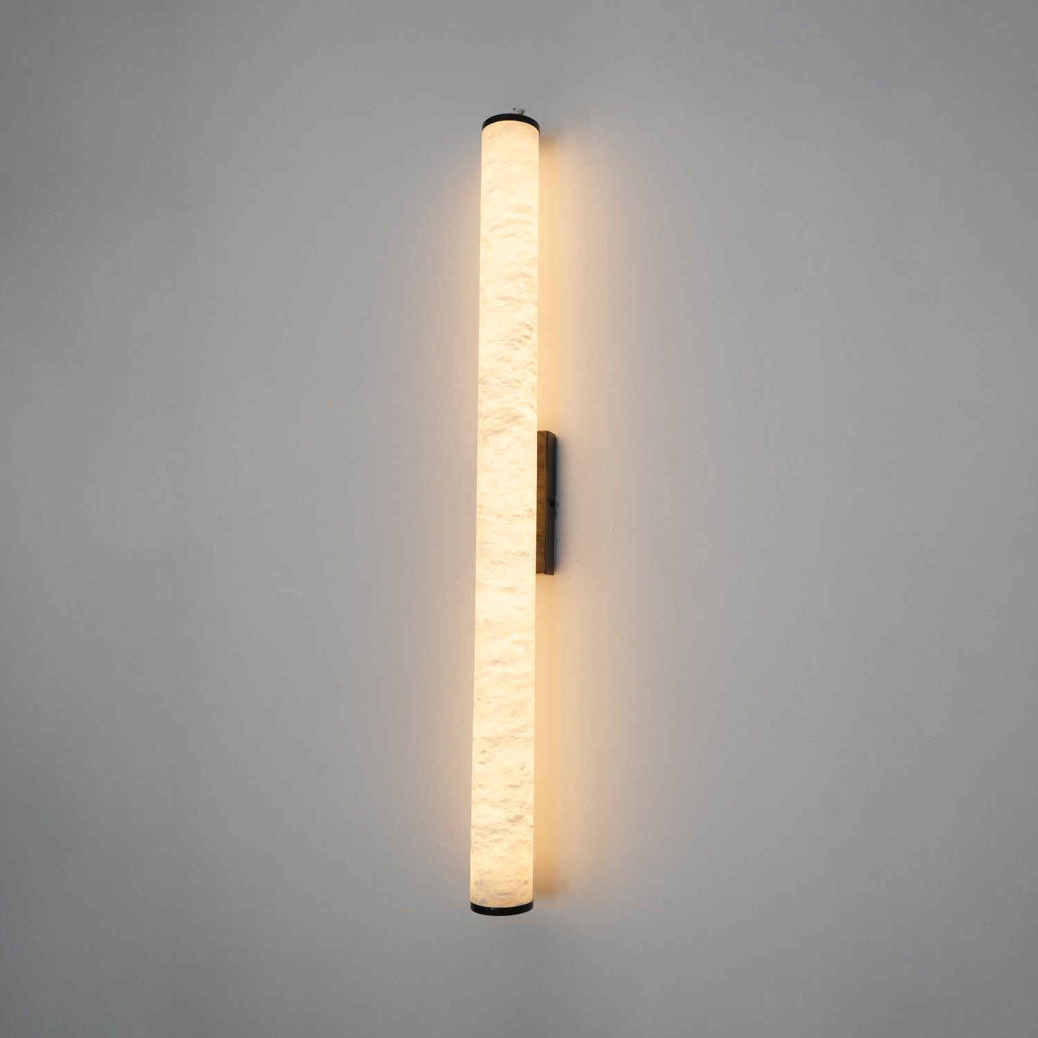Slim Alabaster Column LED Wall Light / Brass & White ∅ 3.1″ x H 22.6″ Set of 2 / Warm Light